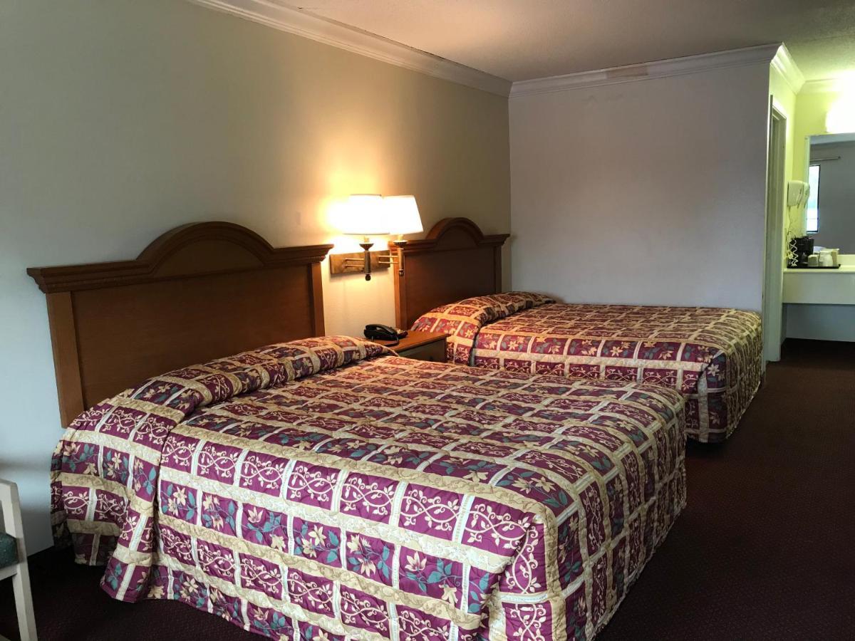 Bayfront Inn 比洛克西 外观 照片